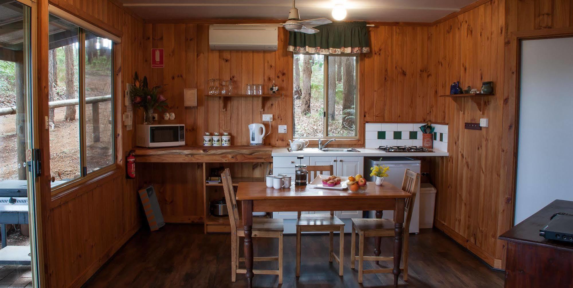 Balingup Heights Hilltop Forest Cottages Luaran gambar